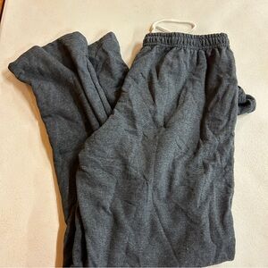 Gildan Heavy Blend Dark Gray Sweatpants - Size 2XL